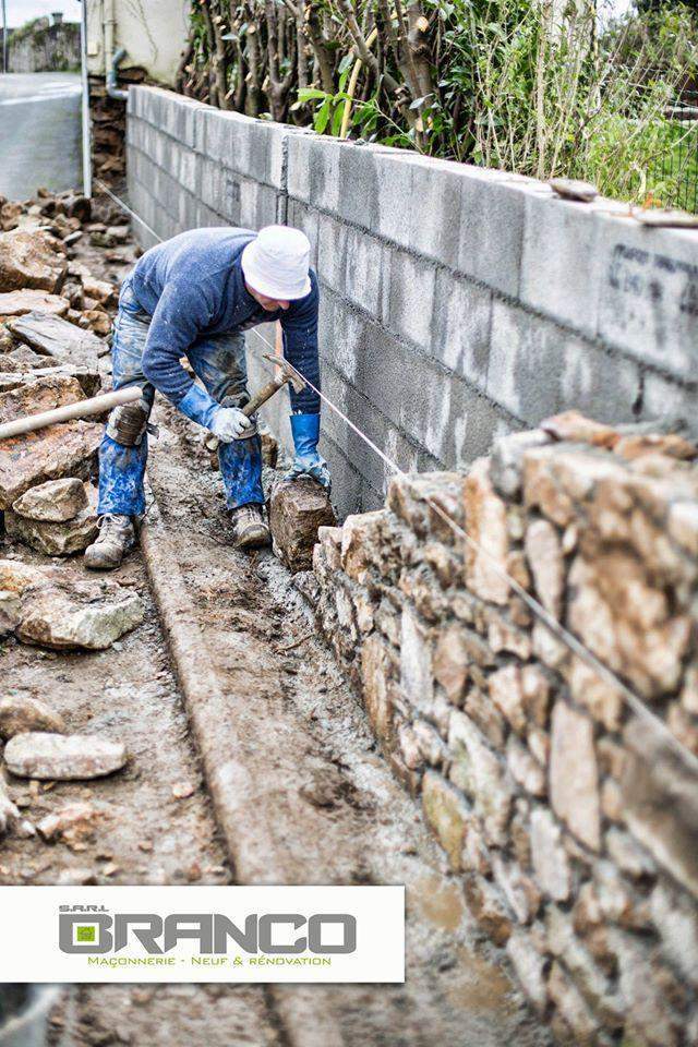 Réalisation de murs en pierre Brest